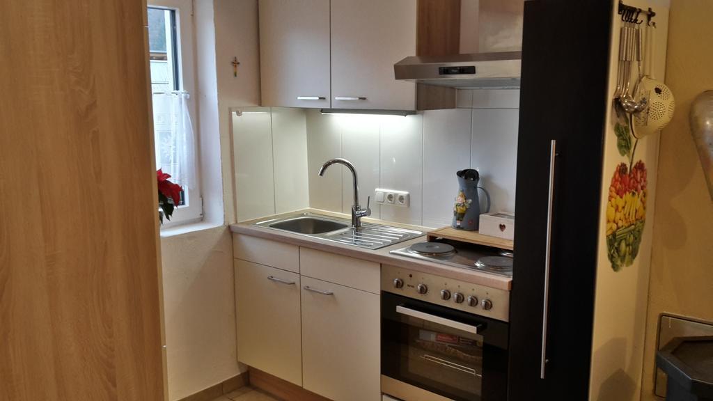 Ferienwohnung Heissl Fieberbrunn Szoba fotó